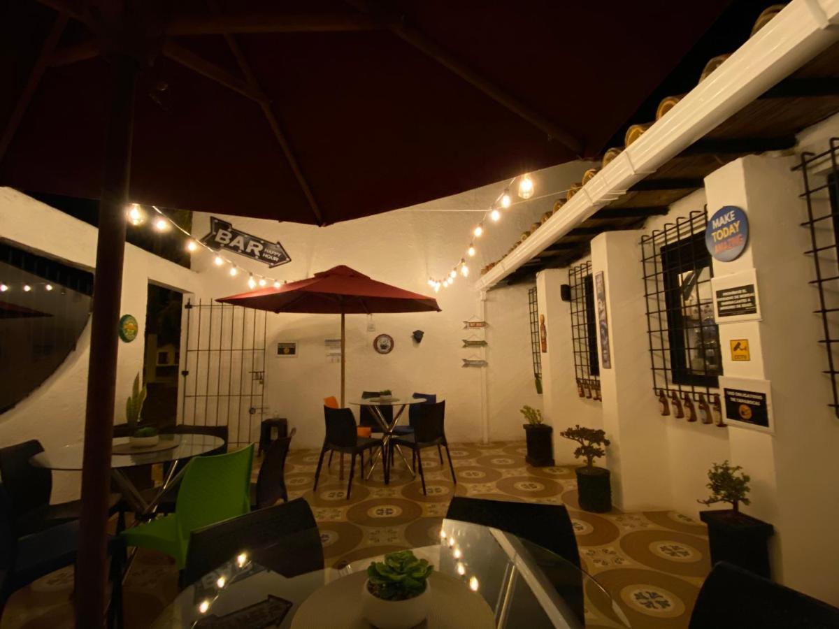 Club Aviva Guatavita - Hostel - Restaurante, Disco & Bar Dış mekan fotoğraf
